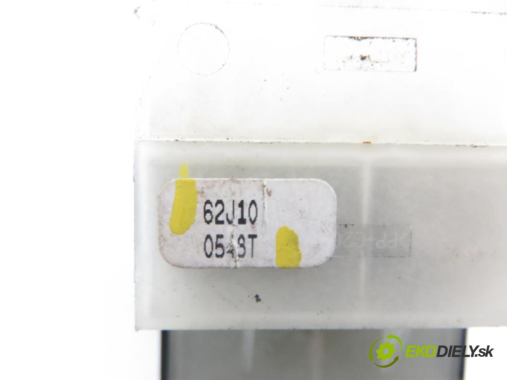 OPEL AGILA (B) (H08) HB 2008 0,00 1.2 - K12B 1242,00 Panel ovládaní oken 62J10 ; 62J100548T