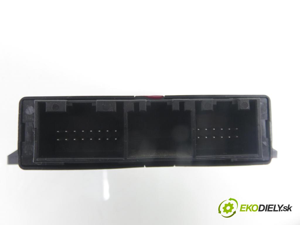 RENAULT KOLEOS I (HY_) SUV 2008 110,00 2.0 dCi 4x4 150 - M9R 832 1995,00 MODUL 28538JZ00A ; 28532JZ00A