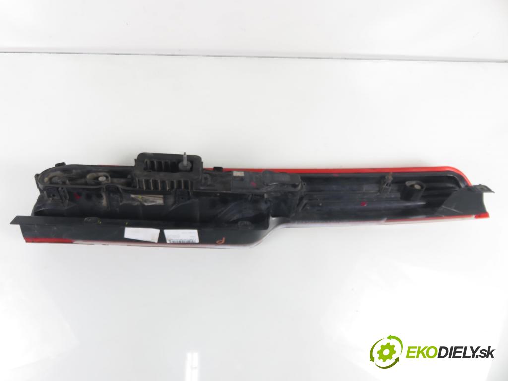 FORD TRANSIT CUSTOM V362 Skrzynia (FY, FZ) FURGON 2016 77,00 2.0 TDCi - YLF6 1995,00 Svetlo pravé zadné BK2113404AG