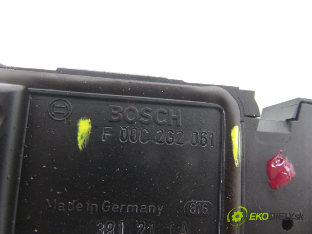 OPEL VECTRA C (Z02) LIFTBACK 2004 92,00 2.2 DTI 16V 125 - Y 22 DTR 2172,00 váha vzduchu vzduchu F00C2G2061