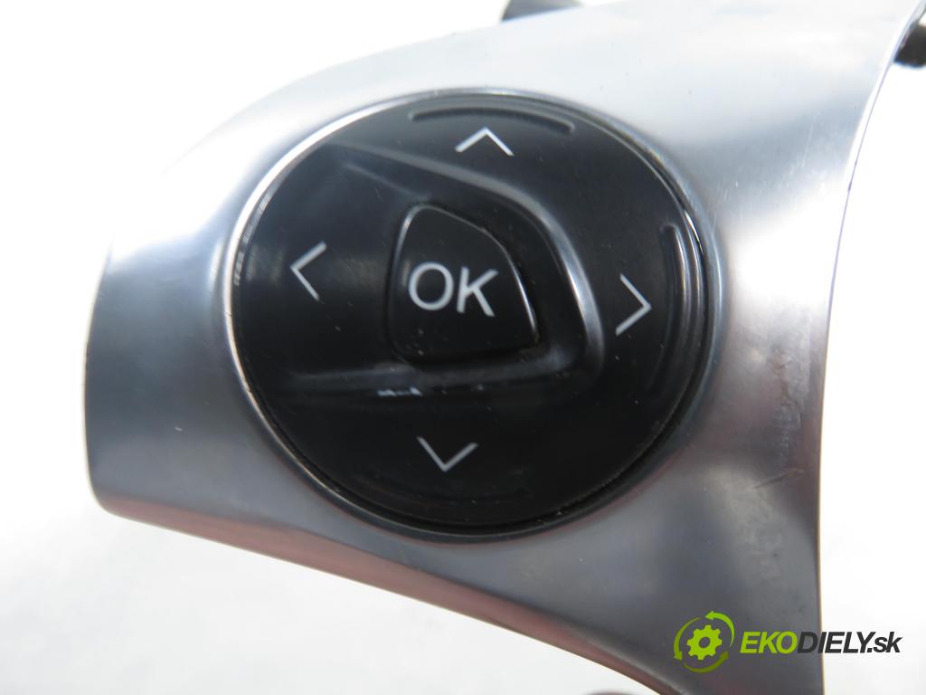 FORD TRANSIT CUSTOM V362 Skrzynia (FY, FZ) FURGON 2016 77,00 2.0 TDCi - YLF6 1995,00 Ovládač rádia BK2T9E740AB ; AM5T14K147CA ; BK213600FD35B8