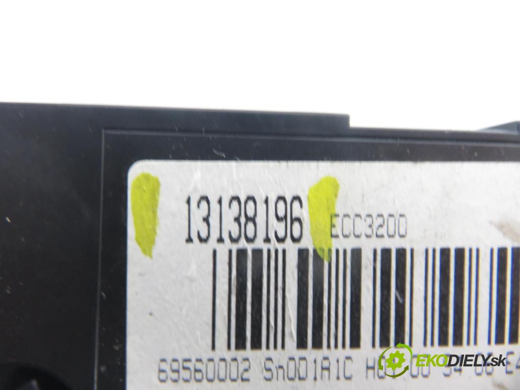 OPEL VECTRA C (Z02) LIFTBACK 2004 92,00 2.2 DTI 16V 125 - Y 22 DTR 2172,00 Panel kúrenia KLIMATIZACE: 13138196