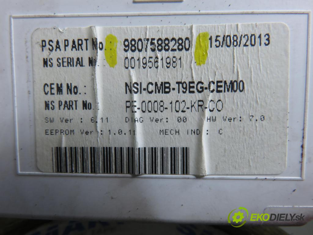 PEUGEOT 308 II HB 2014 68,00 1.6 HDi - 9HP (DV6DTED) 1560,00 prístrojovka elektrický 9807588280