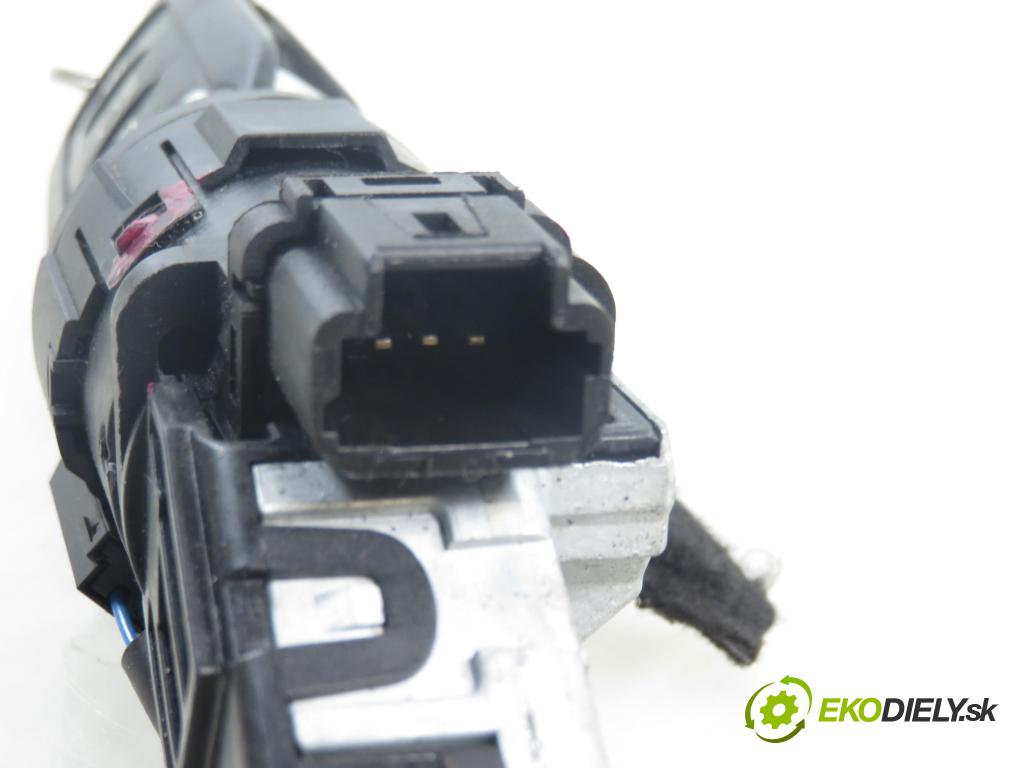 PEUGEOT 308 II HB 2014 68,00 1.6 HDi - 9HP (DV6DTED) 1560,00 spinačka 36454600 ; 9663123380 (Spínacia skrinka)