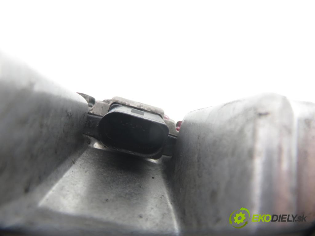 AUDI A4 (8D2, B5) SEDAN 2000 110,00 2.5 TDI - AFB 2496,00 Vaňa olejová  (Olejová vaňa)