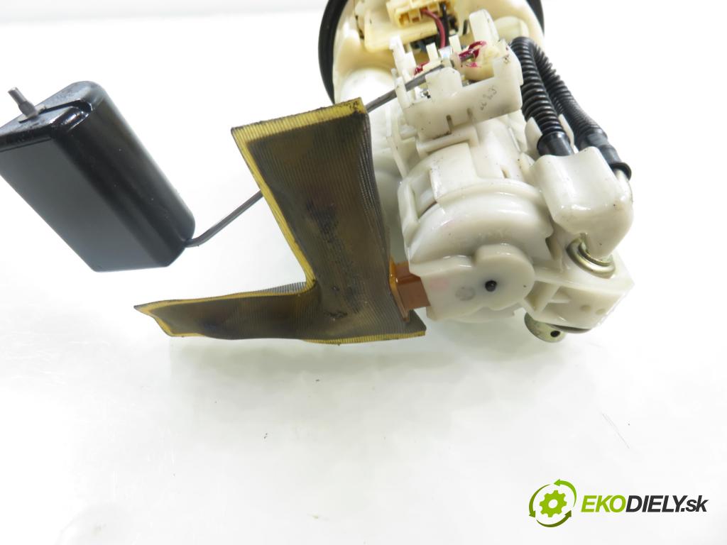 TOYOTA COROLLA Verso (_E12_) MINIVAN 2003 99,00 1.8 VVT-i 135 (ZZE122_) - 1ZZ-FE 1794,00 pumpa paliva 7702012481 ; 1019617610