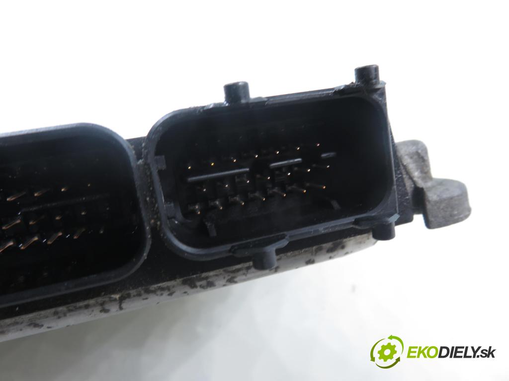 FIAT MULTIPLA (186_) MINIVAN 2005 0,00 1.6 - 182 B6.000 1596,00 Riadiaca jednotka Motor 46823489 ; IAW4EFB4
