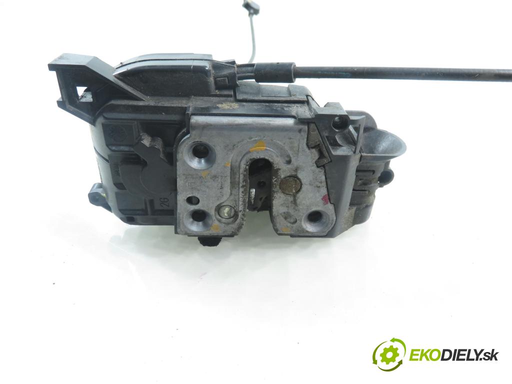 RENAULT CLIO III Grandtour (KR0/1_) KOMBI 2009 65,00 1.5 dCi - K9K 772 1461,00 zámok 8200300123J