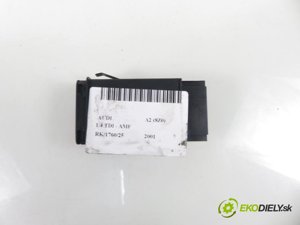 AUDI A2 (8Z0) HB 2001 55,00 1.4 TDI - AMF 1422,00 RELÉ: 8Z0941509B