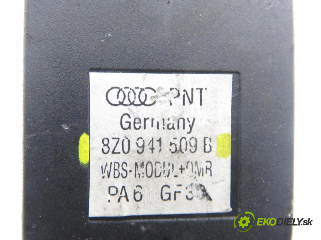 AUDI A2 (8Z0) HB 2001 55,00 1.4 TDI - AMF 1422,00 RELÉ: 8Z0941509B