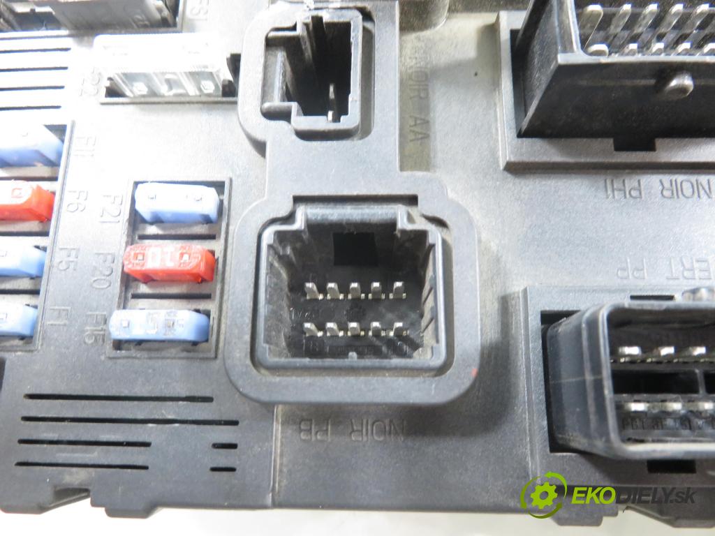 CITROEN BERLINGO / BERLINGO FIRST nadwozie wielkoprzestrzenne (MPV) KOMBIVAN 2006 55,00 1.6 HDI 75 (MF9HW) - 9HW (DV6BTED4) 1560,00 MODUL BSI S118085220E