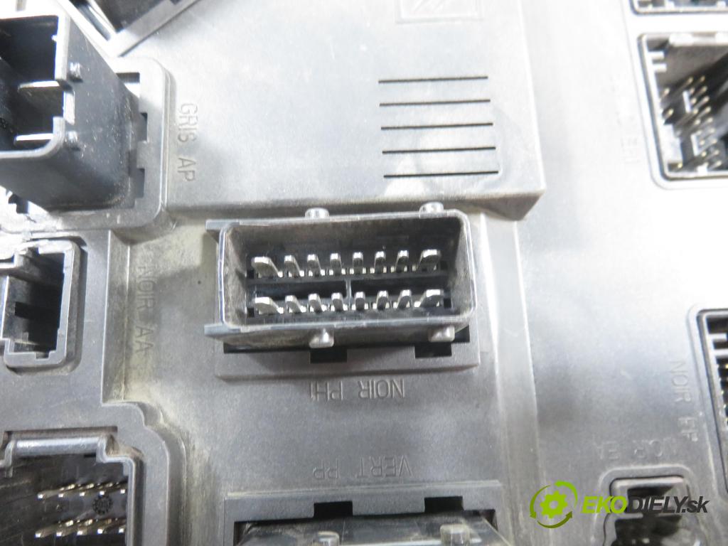 CITROEN BERLINGO / BERLINGO FIRST nadwozie wielkoprzestrzenne (MPV) KOMBIVAN 2006 55,00 1.6 HDI 75 (MF9HW) - 9HW (DV6BTED4) 1560,00 MODUL BSI S118085220E