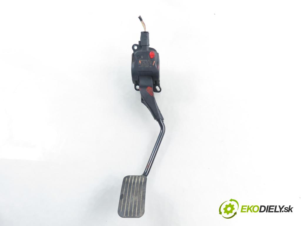 CITROEN BERLINGO / BERLINGO FIRST nadwozie wielkoprzestrzenne (MPV) KOMBIVAN 2006 55,00 1.6 HDI 75 (MF9HW) - 9HW (DV6BTED4) 1560,00 Potenciometer plynu 0280755035 ; 9655467180 (Potenciometer plynového pedálu)