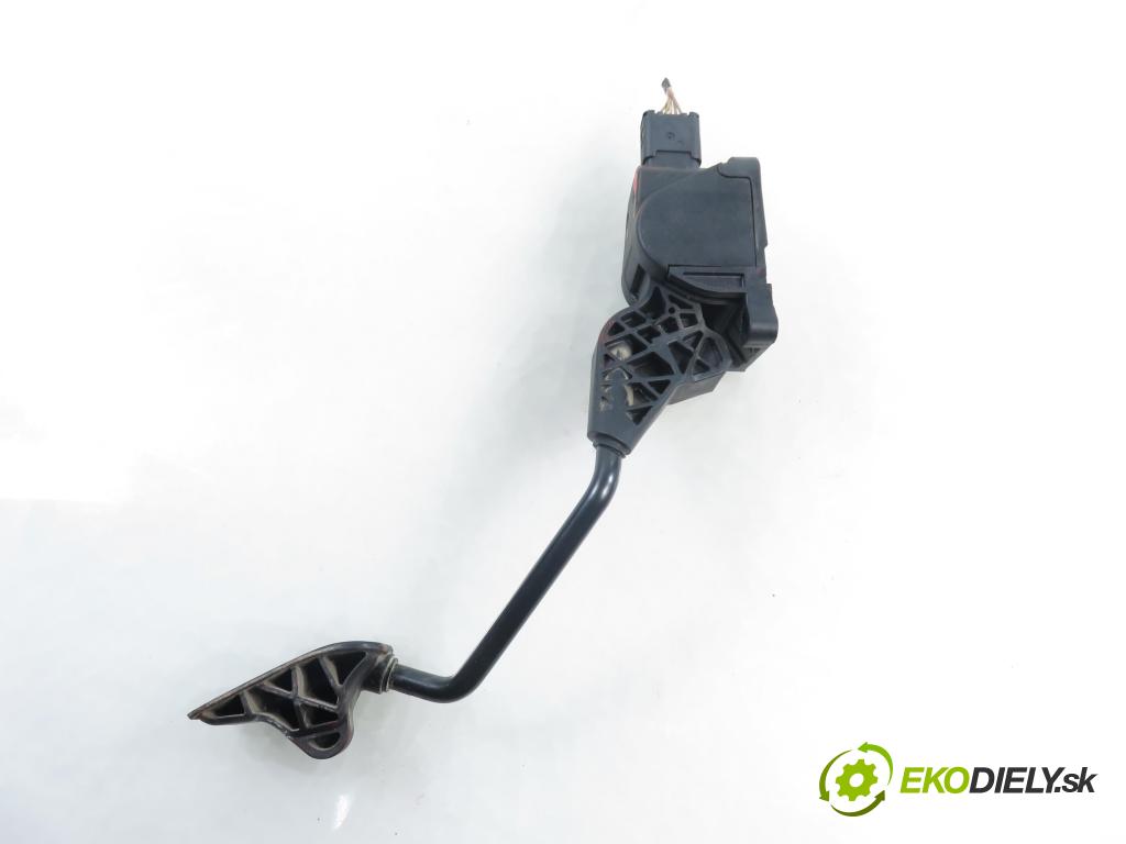 CITROEN BERLINGO / BERLINGO FIRST nadwozie wielkoprzestrzenne (MPV) KOMBIVAN 2006 55,00 1.6 HDI 75 (MF9HW) - 9HW (DV6BTED4) 1560,00 Potenciometer plynu 0280755035 ; 9655467180 (Potenciometer plynového pedálu)