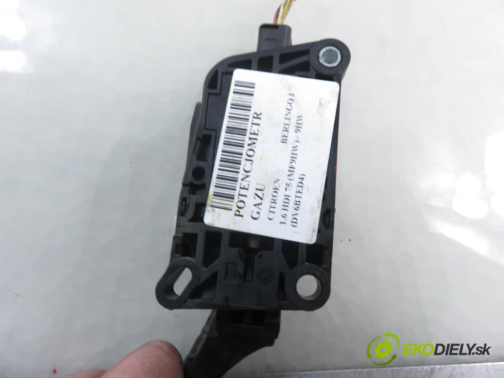 CITROEN BERLINGO / BERLINGO FIRST nadwozie wielkoprzestrzenne (MPV) KOMBIVAN 2006 55,00 1.6 HDI 75 (MF9HW) - 9HW (DV6BTED4) 1560,00 Potenciometer plynu 0280755035 ; 9655467180 (Potenciometer plynového pedálu)