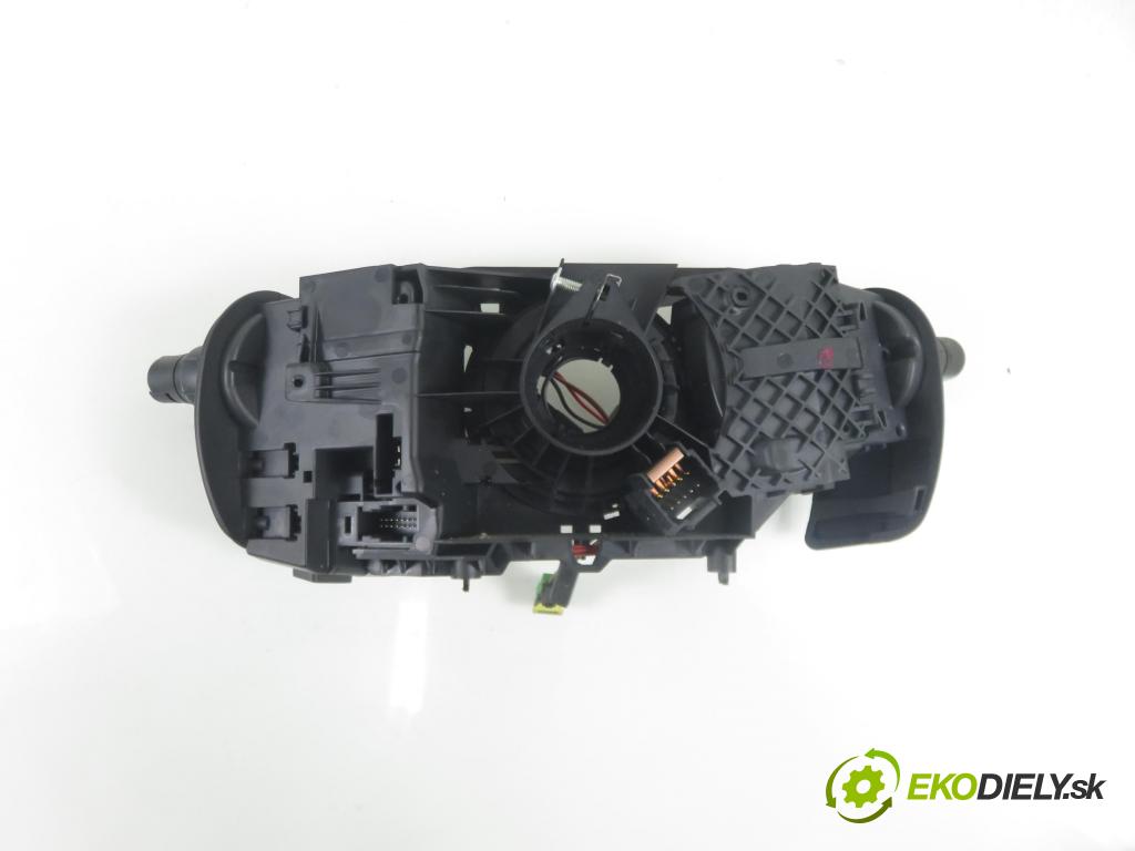 RENAULT CLIO III Grandtour (KR0/1_) KOMBI 2009 65,00 1.5 dCi - K9K 772 1461,00 PAKA/ŘAZENÍ/SADA: 8200627615 ; 8200627578K