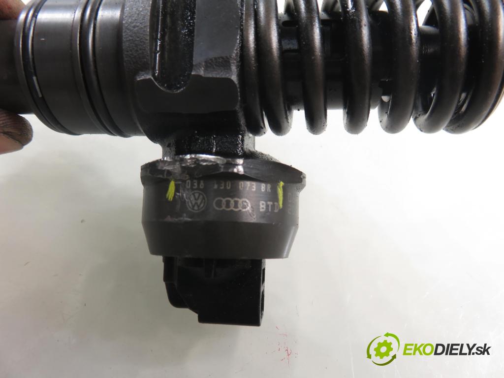 VW CADDY III Variant (2KB, 2KJ, 2CB, 2CJ) FURGON 2008 51,00 2.0 SDI - BST 1968,00 Vstrekovač 038130073BR ; 0414720232 (Vstrekovač paliva)