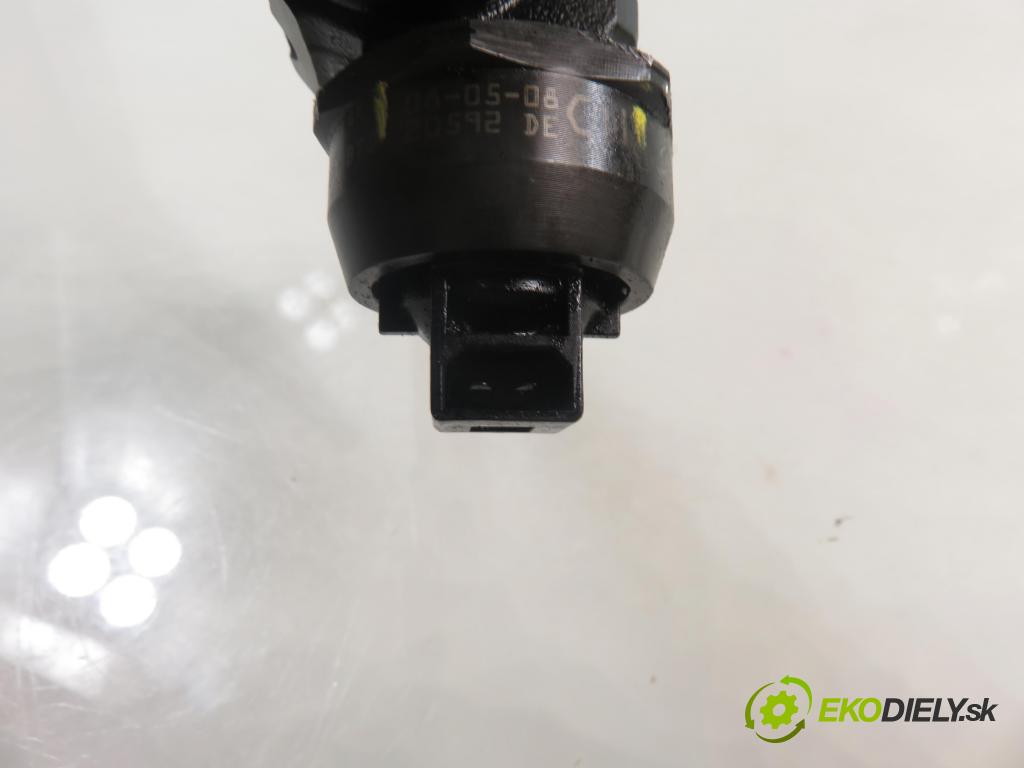 VW CADDY III Variant (2KB, 2KJ, 2CB, 2CJ) FURGON 2008 51,00 2.0 SDI - BST 1968,00 Vstrekovač 038130073BR ; 0414720232 (Vstrekovač paliva)