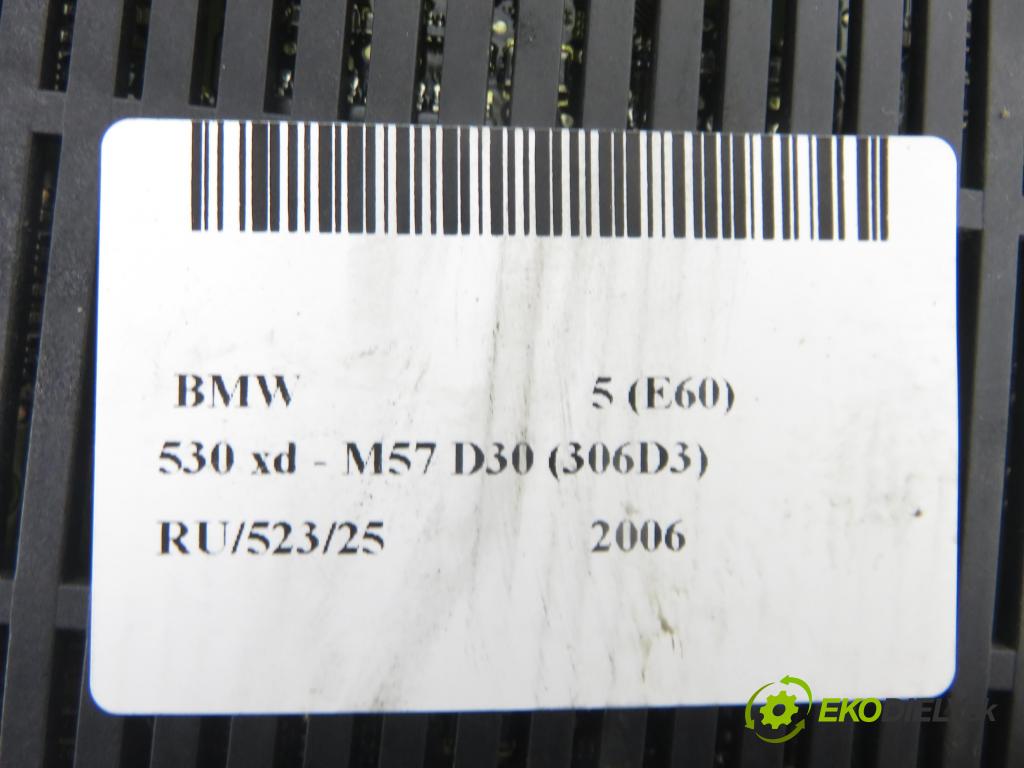 BMW 5 (E60) SEDAN 2006 170,00 530 xd 231 - M57 D30 (306D3) 2993,00 řídící jednotka světla 9112629