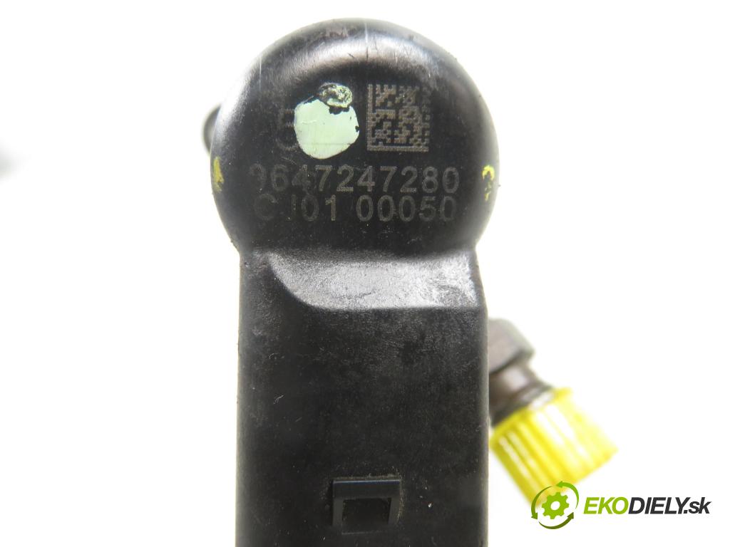 PEUGEOT 307 Break (3E) KOMBI 2004 0,00 2.0 HDi 135 - RHR (DW10BTED4) 1997,00 vstrekovač 9647247280 (Vstrekovač paliva)