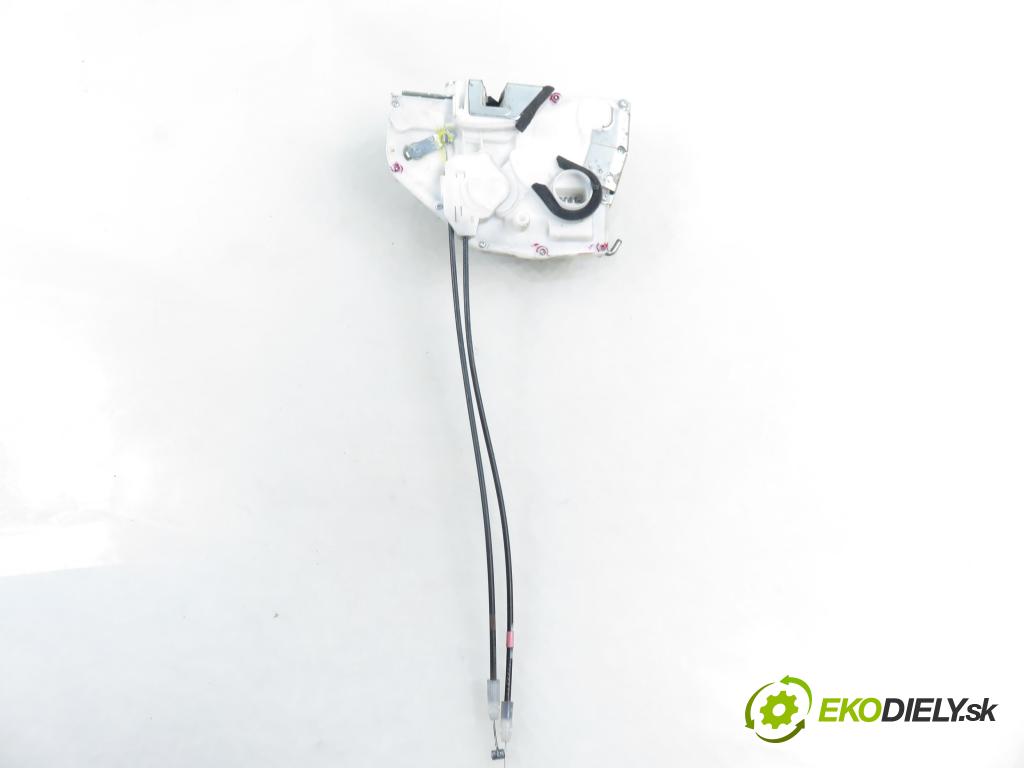 FIAT SEDICI (189_) CROSSOVER 2010 88,00 1.6 16V 120  4x4 - M16A 1586,00 zámok 8220279J11