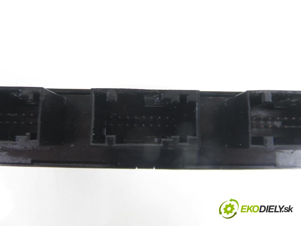 BMW 5 (E60) SEDAN 2006 170,00 530 xd 231 - M57 D30 (306D3) 2993,00 MODUL 6978232