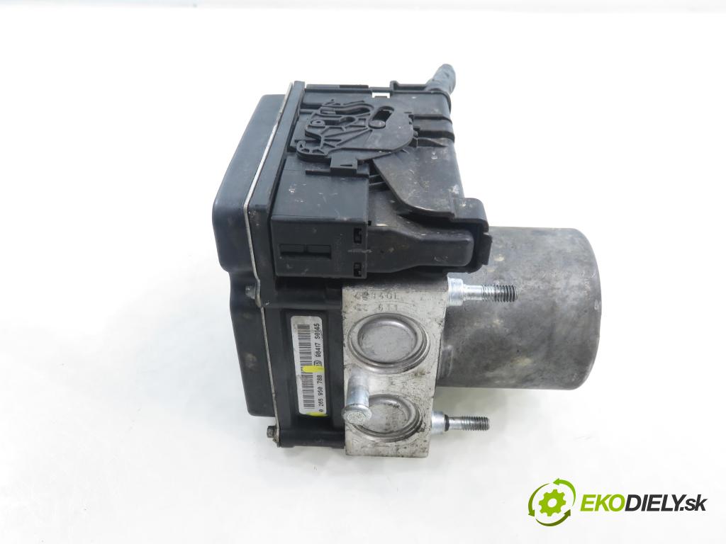 RENAULT CLIO III Grandtour (KR0/1_) KOMBI 2009 65,00 1.5 dCi - K9K 772 1461,00 Pumpa ABS 0265950788 ; 0265234754 ; 8200890129 (Pumpa ABS)