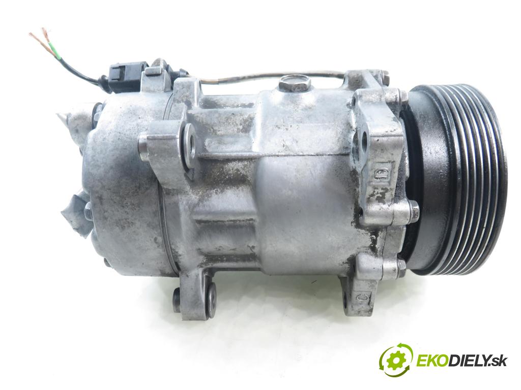 VW BORA (1J2) SEDAN 1999 66,00 1.9 TDI - AGR 1896,00 KOMPRESOR: klimatizace 1J0820803F (Kompresor klimatizace)