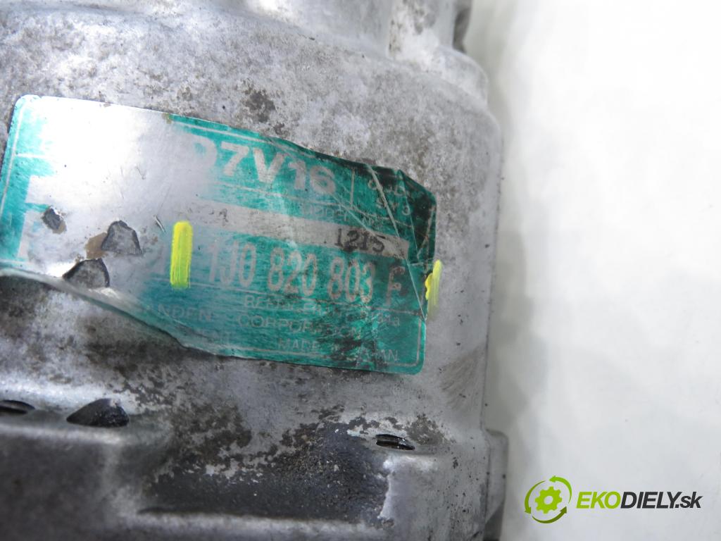 VW BORA (1J2) SEDAN 1999 66,00 1.9 TDI - AGR 1896,00 KOMPRESOR: klimatizace 1J0820803F (Kompresor klimatizace)