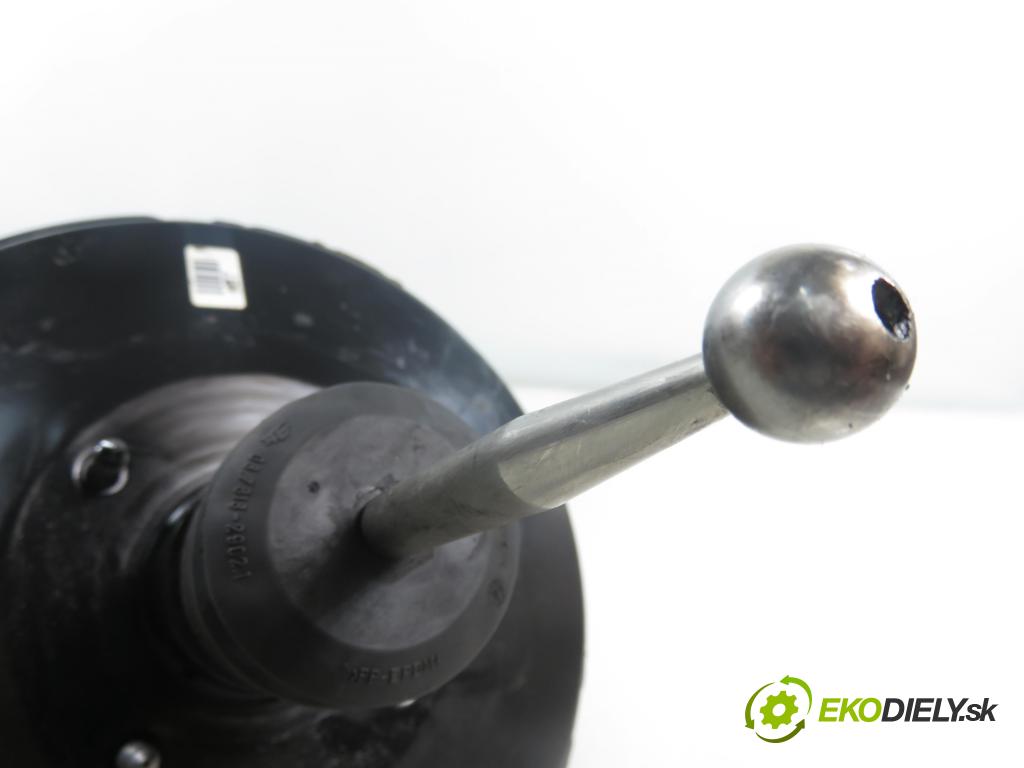 VW GOLF IV (1J1) HB 2002 74,00 1.9 TDI PD 101 - AXR 1896,00 Posilovač 1J1614105T ; 03786435044 (Servočerpadlo)