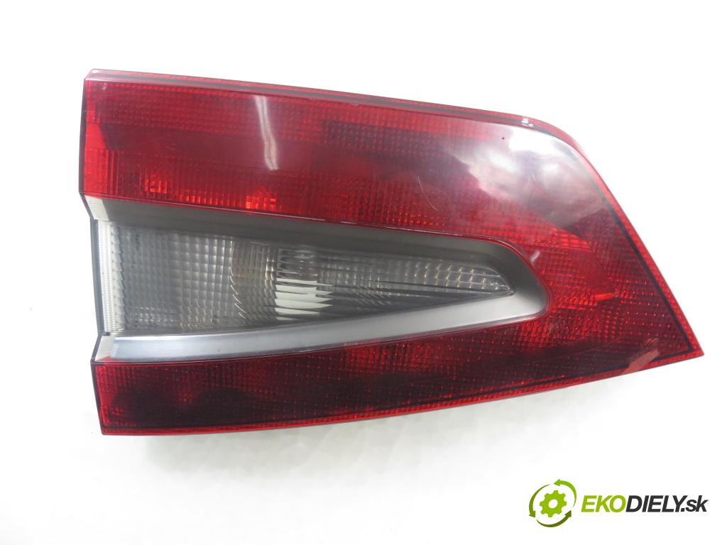 FORD GALAXY (WA6) MINIVAN 2006 92,00 1.8 TDCi - QYWA 1753,00 Svetlo pravé zadné kufor 