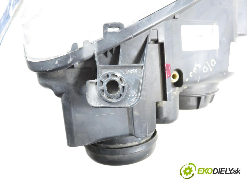 FIAT ULYSSE (179_) VAN 2003 94,00 2.2 JTD - 4HW (DW12ATED4) 2179,00 Svetlo LP 1494328080