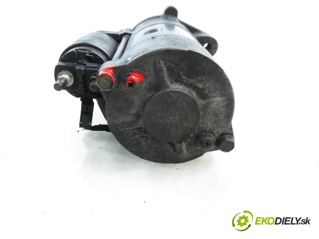 CHRYSLER PT CRUISER (PT_) HB 2004 89,00 2.2 CRD 121 - EDJ 2148,00 Štartér 05033125AB ; M002T85727C (Štartér)