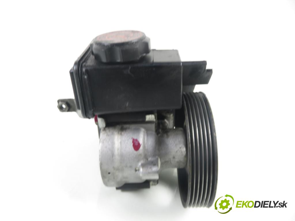 CITROEN XSARA (N1) LIFTBACK 2003 66,00 2.0 HDi 90 - RHY (DW10TD) 1997,00 Pumpa servočerpadlo 9638339880 ; 26082229QD (Servočerpadlo)