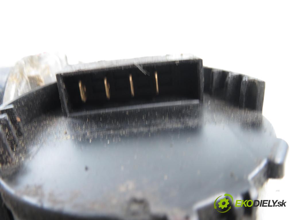 AUDI A6 Avant (4B5, C5) KOMBI 1999 121,00 2.4 - ARJ 2393,00 Motorček stieračov 3397020463 ; 4B1955023B