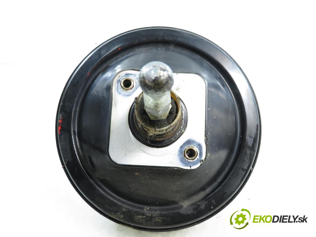 AUDI A6 Avant (4B5, C5) KOMBI 1999 121,00 2.4 - ARJ 2393,00 posilovač 4B0612105 (Servočerpadlo)