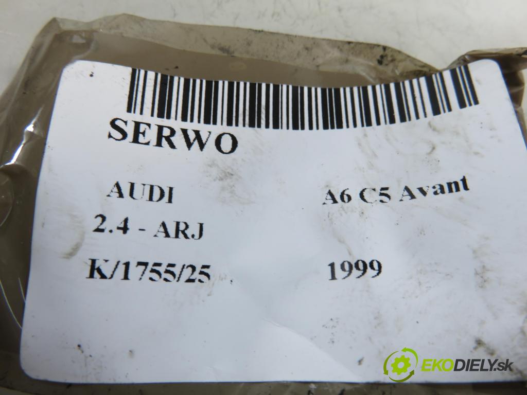 AUDI A6 Avant (4B5, C5) KOMBI 1999 121,00 2.4 - ARJ 2393,00 posilovač 4B0612105 (Servočerpadlo)