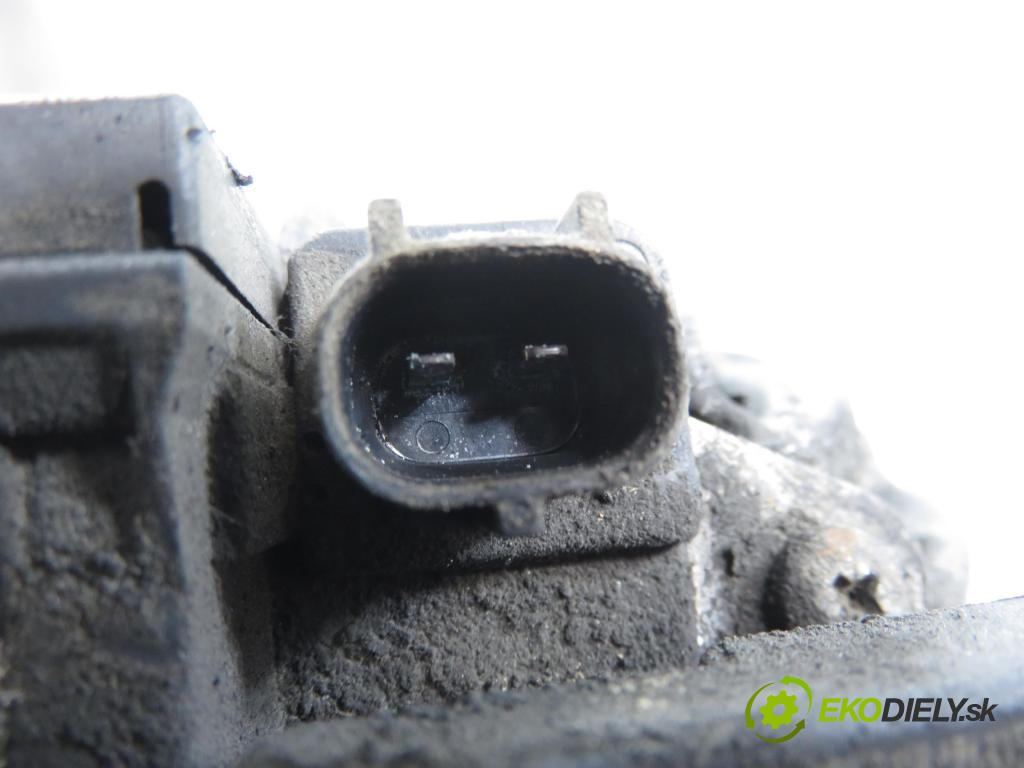 CHRYSLER PT CRUISER (PT_) HB 2004 89,00 2.2 CRD 121 - EDJ 2148,00 Alternátor 0124615032 ; A013154702 (Alternátor)