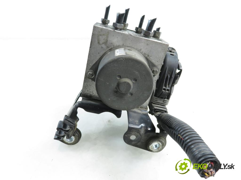 FORD GALAXY (WA6) MINIVAN 2006 92,00 1.8 TDCi - QYWA 1753,00 Pumpa ABS 6G912C405AJ (Pumpa ABS)