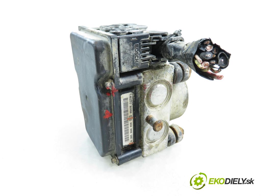 RENAULT KANGOO (KC0/1_) KOMBIVAN 2008 50,00 1.5 dCi 68 - K9K 714 1461,00 pumpa ABS 0265800656 (Pumpa ABS)