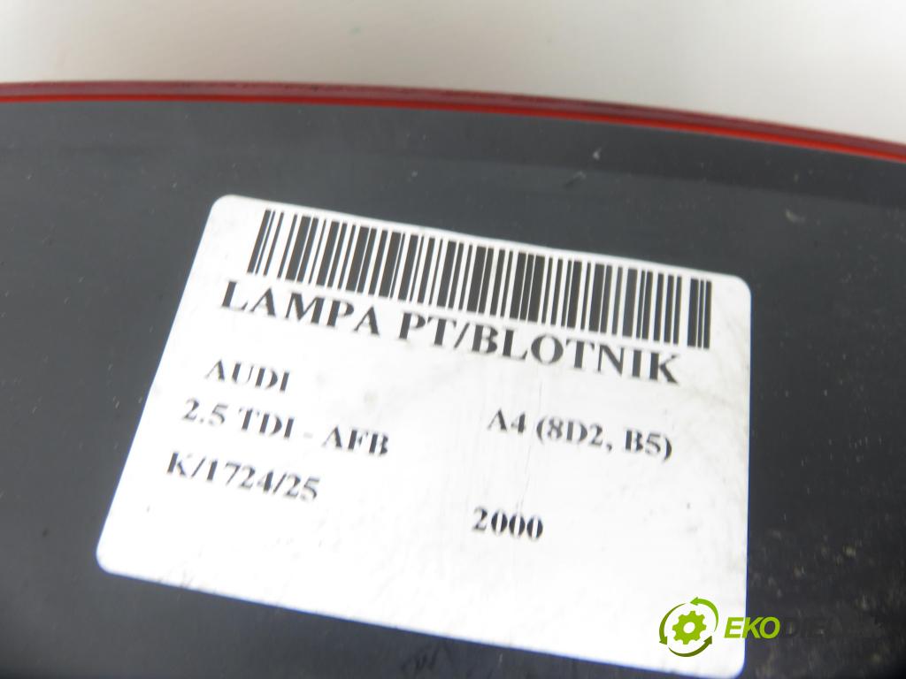 AUDI A4 (8D2, B5) SEDAN 2000 110,00 2.5 TDI - AFB 2496,00 Svetlo pravé zadné