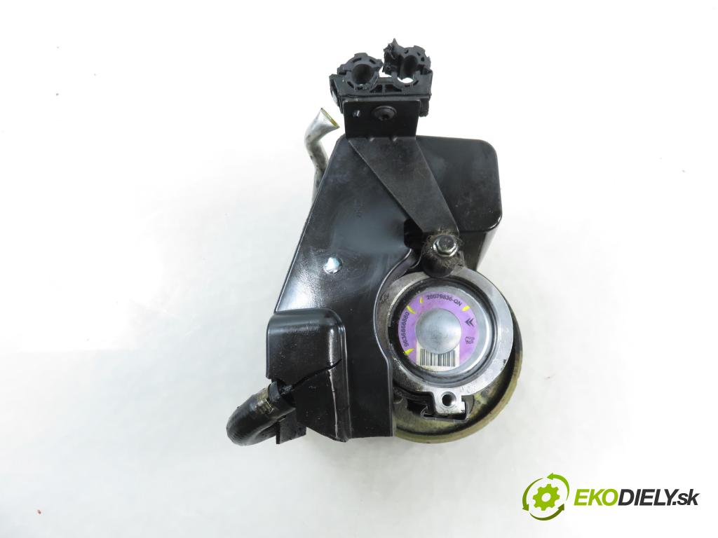 PEUGEOT 206 liftback (2A/C) HB 2000 440,00 1.1 i - HFX (TU1JP) 1124,00 Pumpa servočerpadlo 9636868880 ; 26079836QN (Servočerpadlo)
