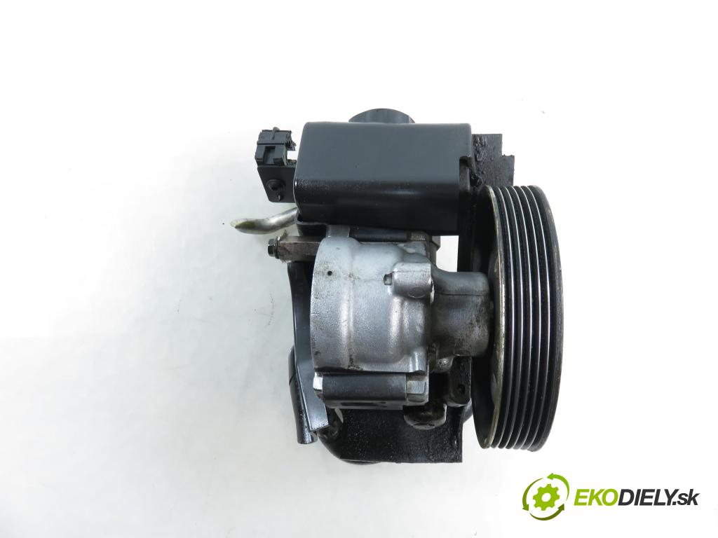 PEUGEOT 206 liftback (2A/C) HB 2000 440,00 1.1 i - HFX (TU1JP) 1124,00 Pumpa servočerpadlo 9636868880 ; 26079836QN (Servočerpadlo)