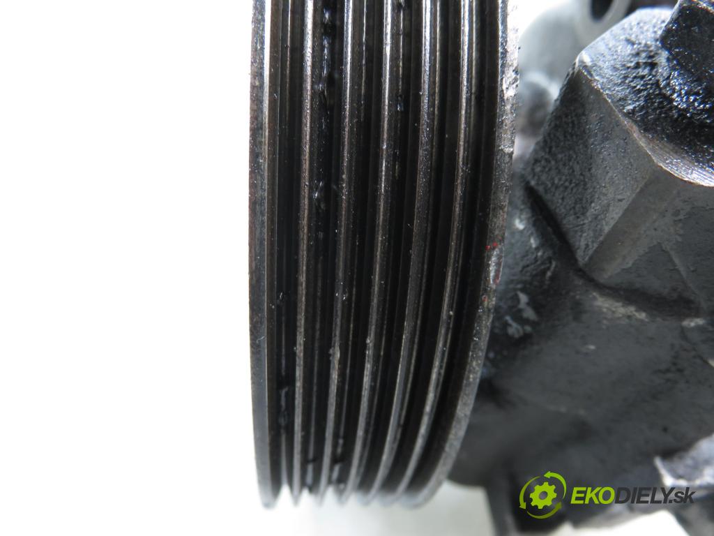 PEUGEOT 406 (8B) SEDAN 2001 66,00 2.0 HDI 90 - RHY (DW10TD) 1997,00 Pumpa servočerpadlo 9640830580 (Servočerpadlo)