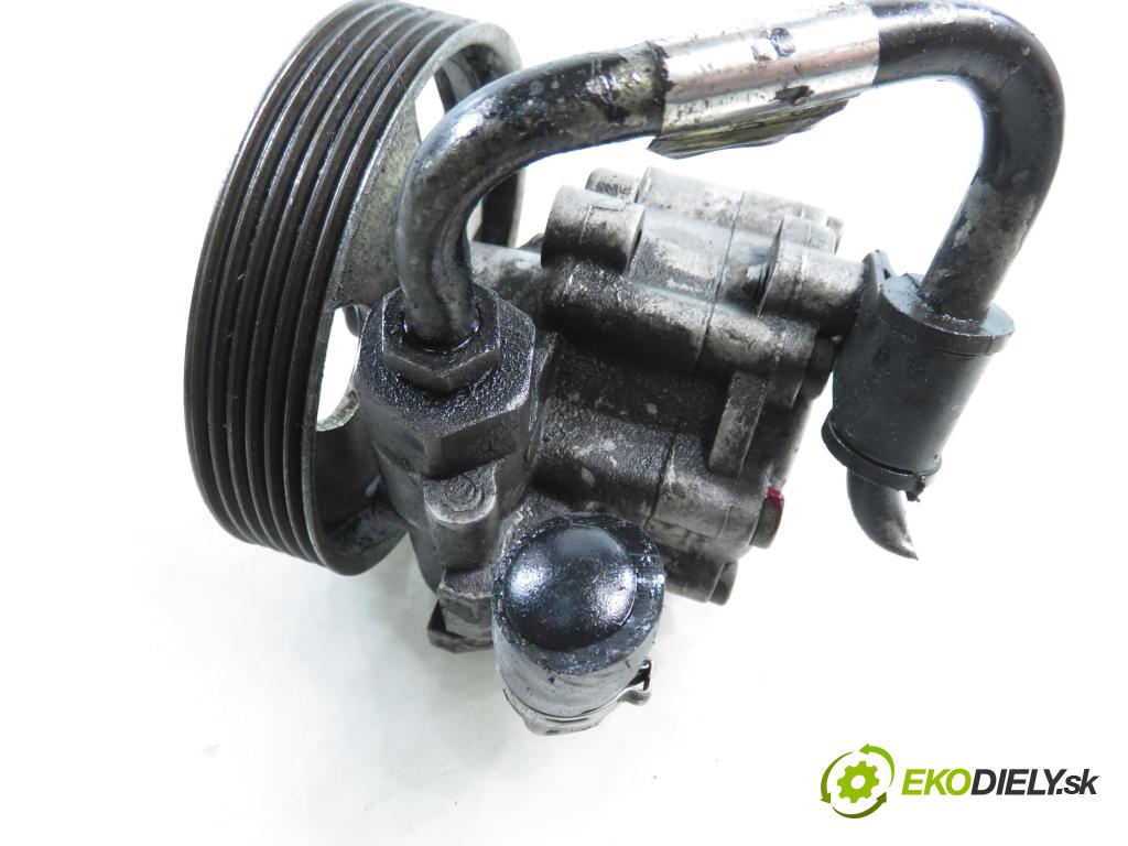 PEUGEOT 406 (8B) SEDAN 2001 66,00 2.0 HDI 90 - RHY (DW10TD) 1997,00 Pumpa servočerpadlo 9640830580 (Servočerpadlo)