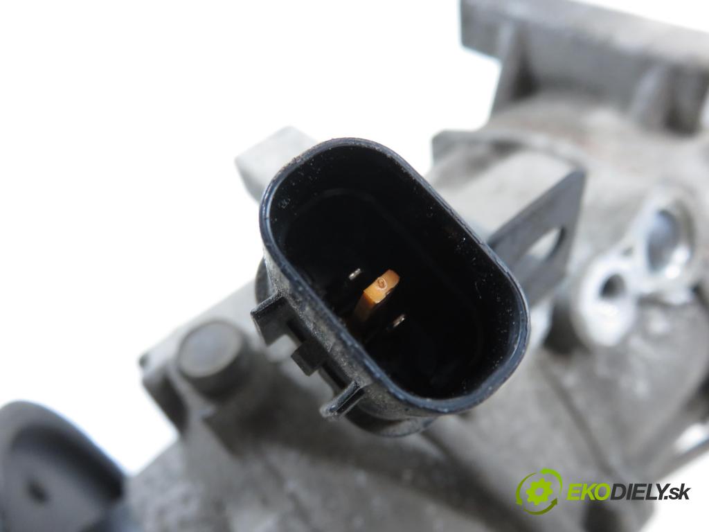 HYUNDAI i40 CW (VF) KOMBI 2014 100,00 1.7 CRDi 136 - D4FD 1685,00 KOMPRESOR: klimatizácie 1B33E00700 (Kompresor klimatizácie)