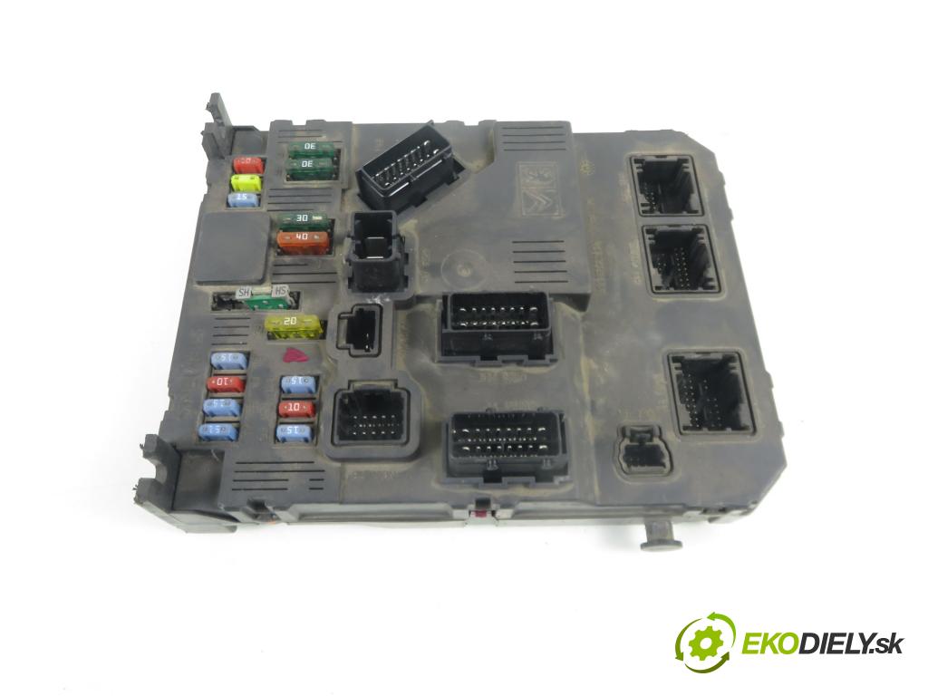 PEUGEOT PARTNER Skrzynia (5_, G_) KOMBIVAN 2008 55,00 1.6 HDi 75 - 9HW (DV6BTED4) 1560,00 MODUL BSI S118085320F ; 9657999680