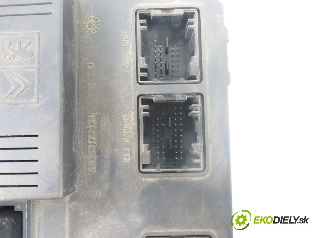 PEUGEOT PARTNER Skrzynia (5_, G_) KOMBIVAN 2008 55,00 1.6 HDi 75 - 9HW (DV6BTED4) 1560,00 MODUL BSI S118085320F ; 9657999680