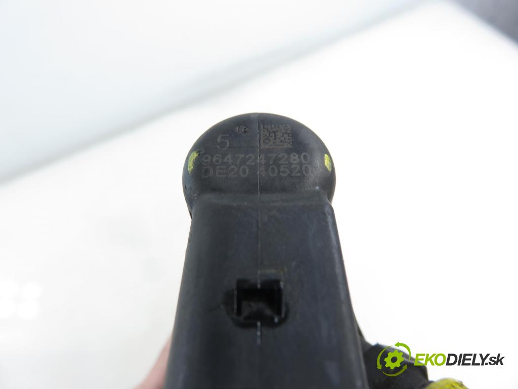 PEUGEOT 407 (6D_) SEDAN 2005 100,00 2.0 HDi 135 - RHR 1997,00 vstrekovač 9647247280 (Vstrekovač paliva)