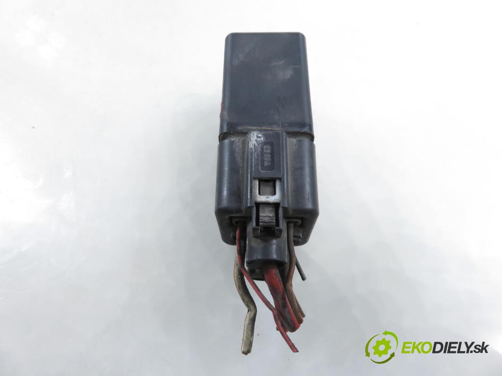 VW SHARAN (7M8, 7M9, 7M6) VAN 2006 85,00 1.9 TDI PD 115 - AUY 1896,00 řídící jednotka VENTILÁTORY 7M5919506 ; YM218C616AA